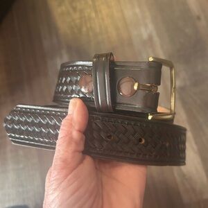 dutyman brown belt basketball weave leather  gold buckle 34